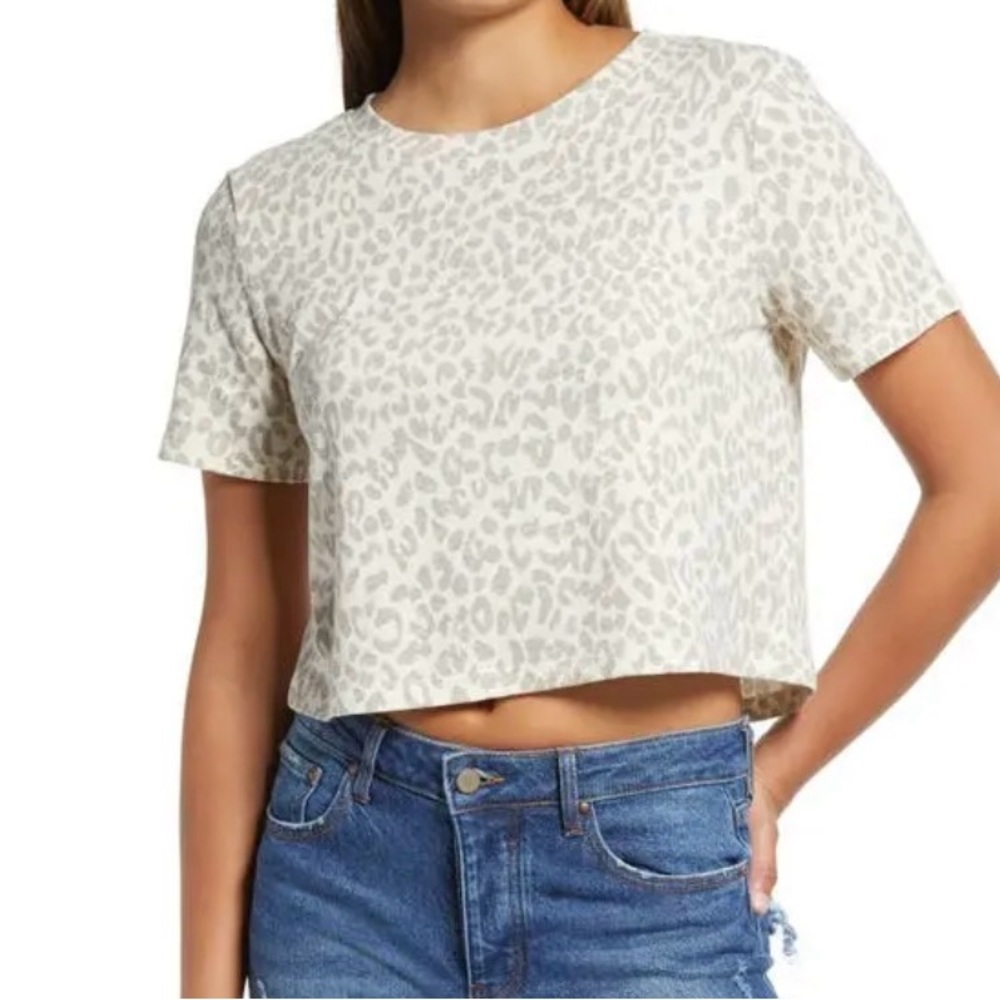 Socialite Crop T-Shirt